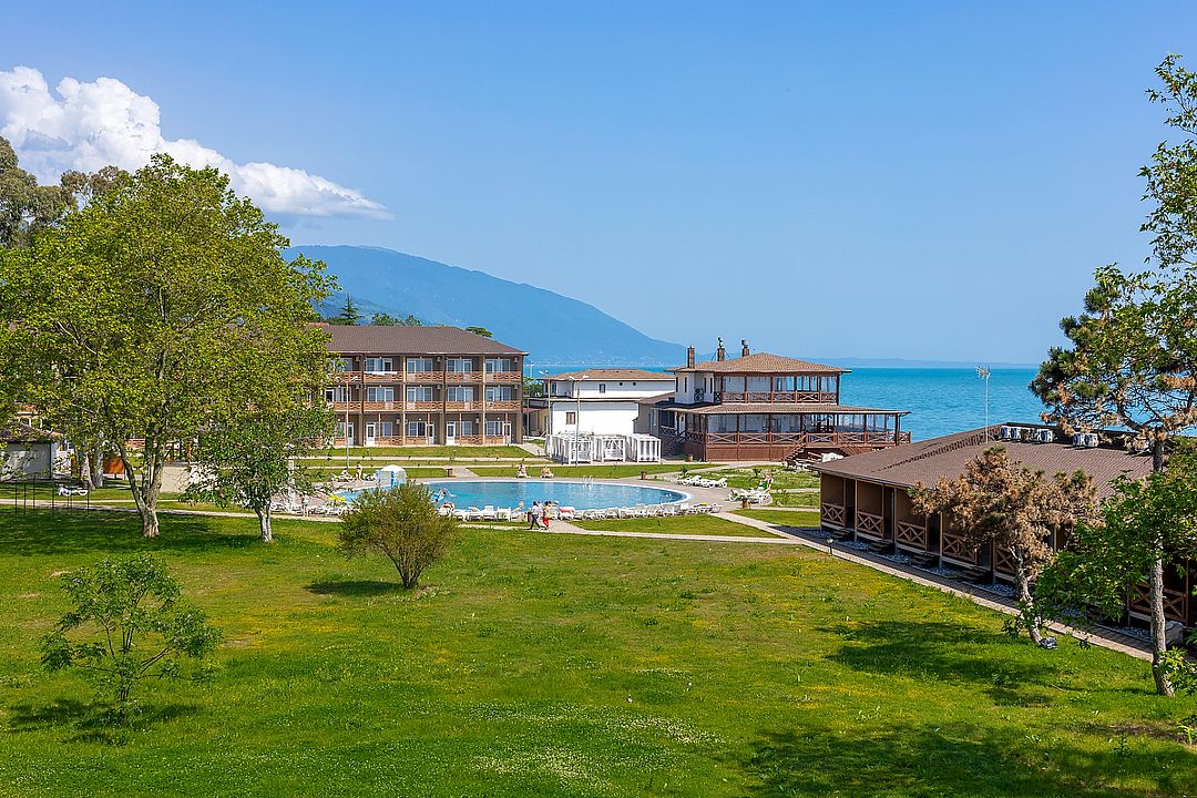 Люкс 2-местный 2-комнатный (с балконом) | Bruni Loft Hotel, Гагрский район