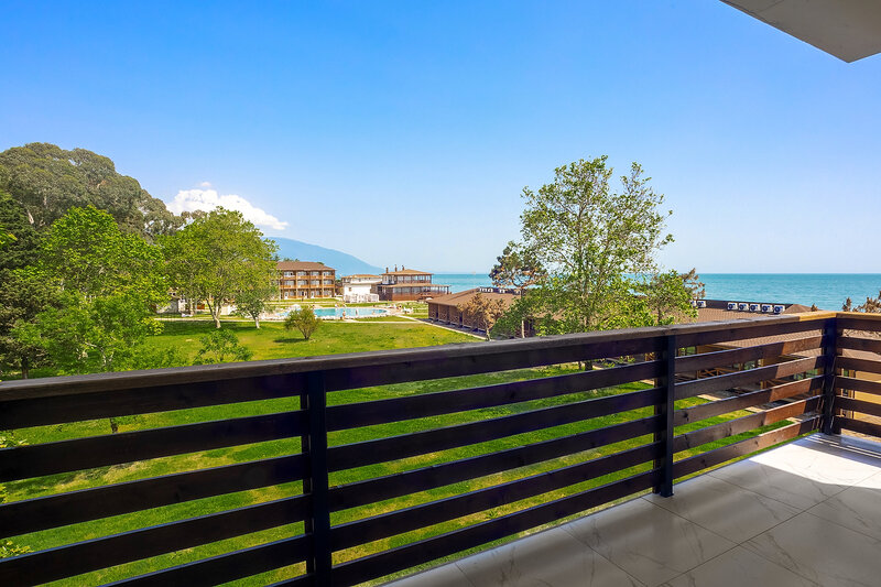 Люкс 2-местный 2-комнатный (с балконом)