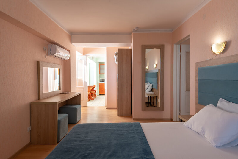 Апартаменты 2-местный 2-комнатный (с кухней корпус 10,11)