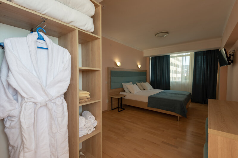 Апартаменты 2-местный 2-комнатный (с кухней корпус 10,11)