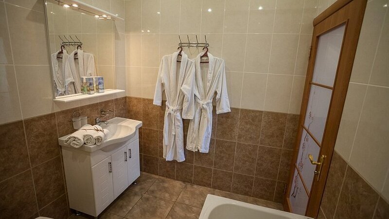 Люкс 2-местный 2-комнатный (корпус 10,11)