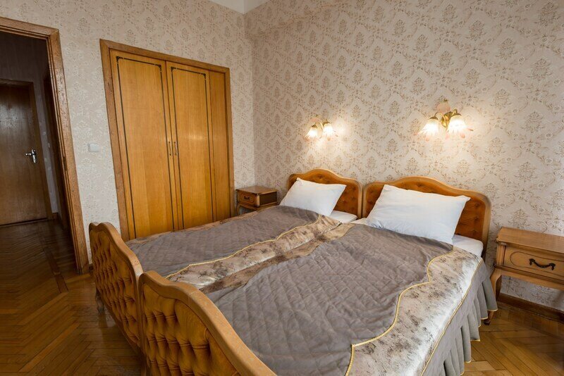 полулюкс 2-местный 2-комнатный (корпус 1)