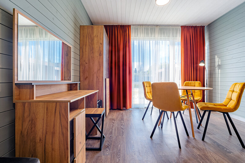 Люкс 2-местный 2-комнатный (с террасой)