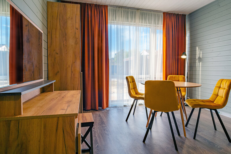 Люкс 2-местный 2-комнатный (с террасой)