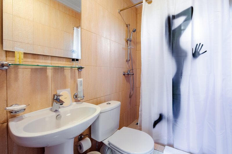 Люкс 2-местный 2-комнатный (с террасой)