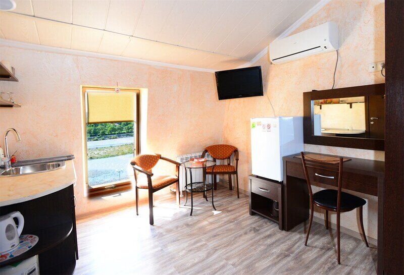 Студио 3-местный