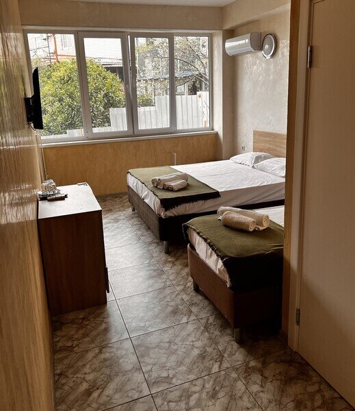 Комфорт 3-местный (без балкона, вид на двор)