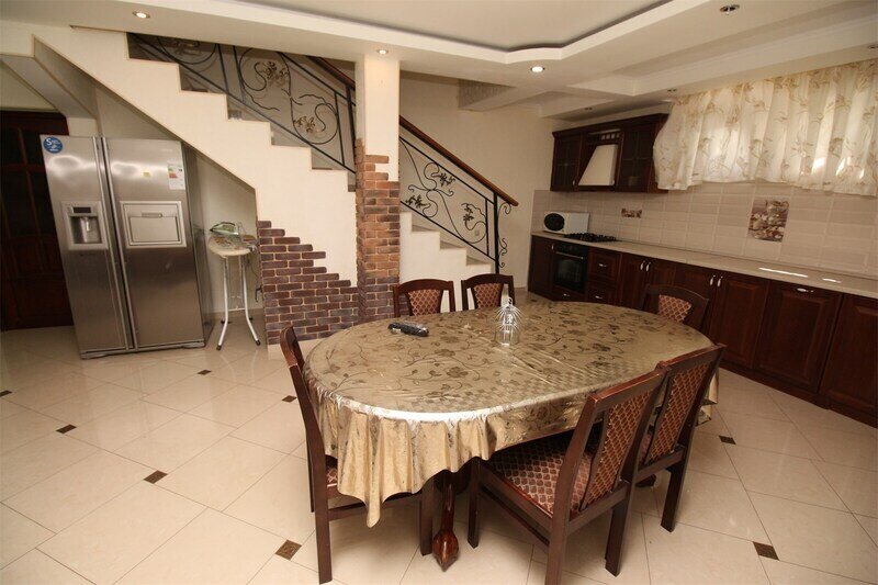 Апартаменты 8-местный 3-комнатный