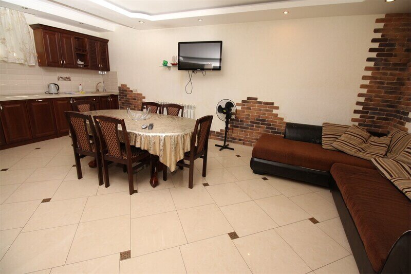 Апартаменты 8-местный 3-комнатный