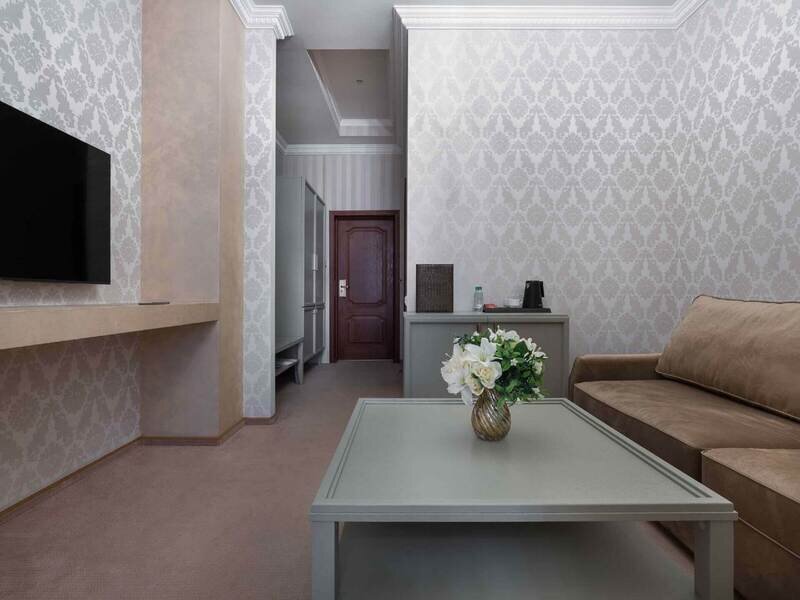 Люкс 4-местный 2-комнатный