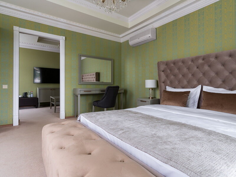 Люкс с джакузи 4-местный