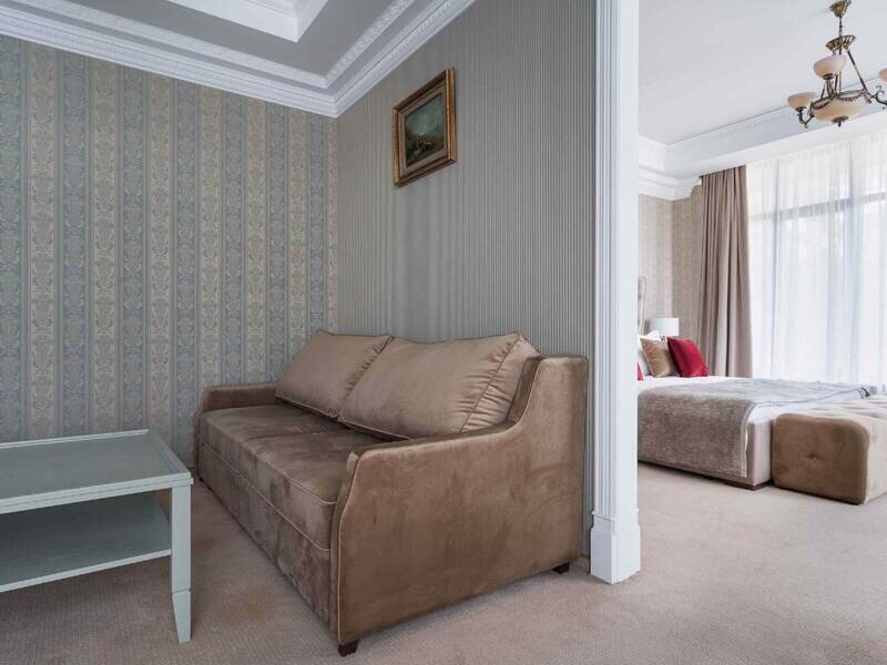 Люкс с джакузи 4-местный