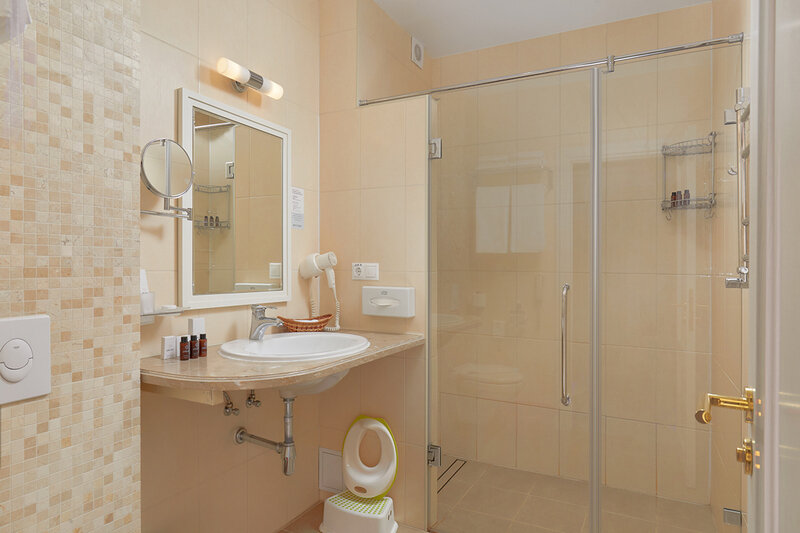 Junior suit 2-местный 1-комнатный