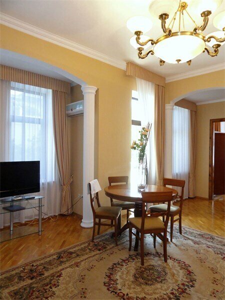 Люкс 2-местный 2-комнатный (304, 307, 308)