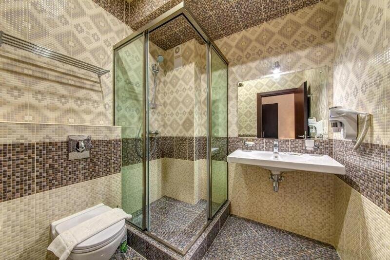 Семейный 6-местный 2-комнатный (цоколь)