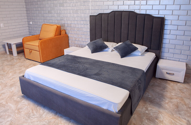 Люкс 2-местный 2-комнатный (главный корпус, с балконом)