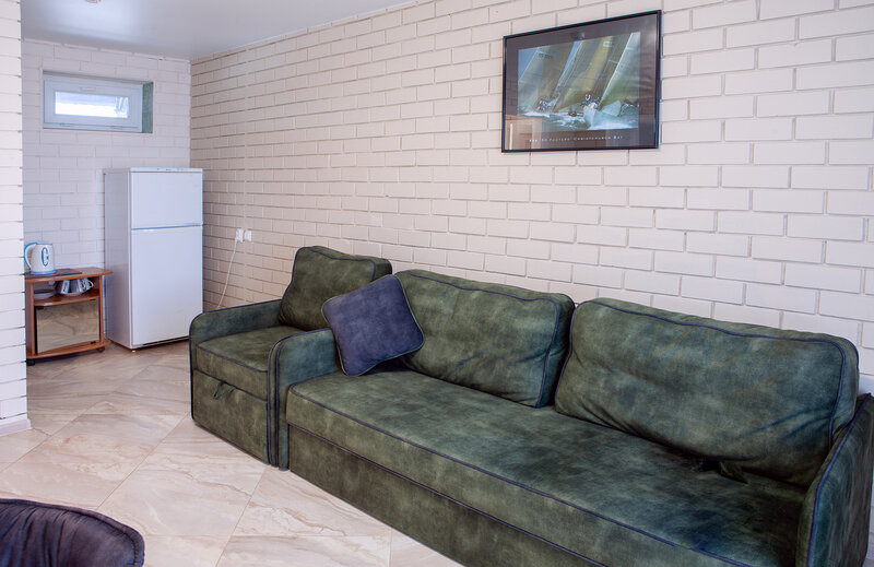 Люкс 2-местный 2-комнатный (главный корпус, с балконом)