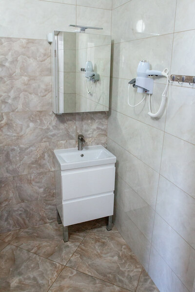 Люкс 2-местный 2-комнатный (главный корпус, с балконом)