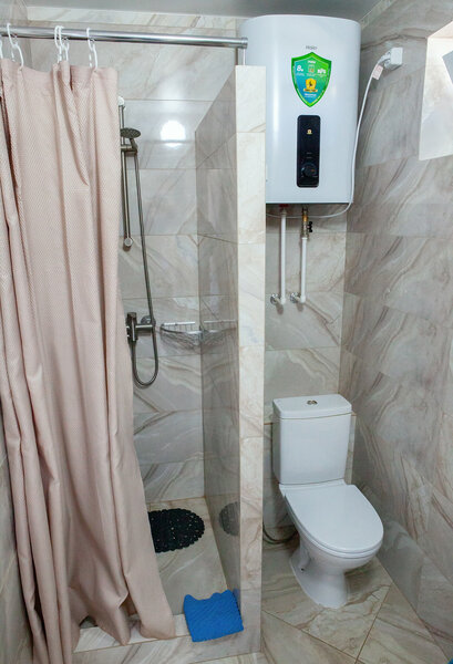 Люкс 2-местный 2-комнатный (главный корпус, с балконом)