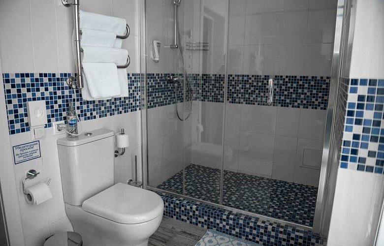 Люкс Картье 4-местный 2-комнатный (8)