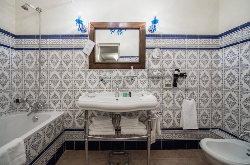 Люкс Классик 2-местный 2-комнатный