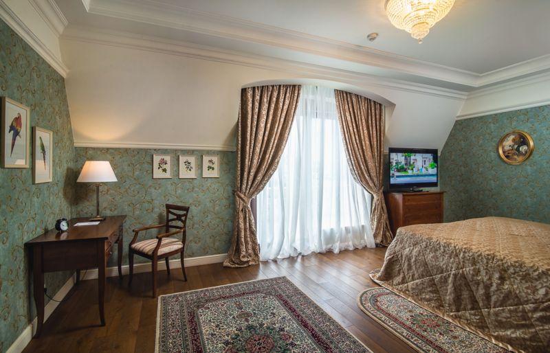 Пентхаус Королевский 4-местный 3-комнатный