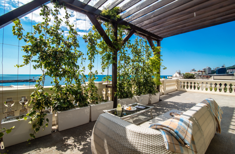 Пентхаус Королевский 4-местный 3-комнатный