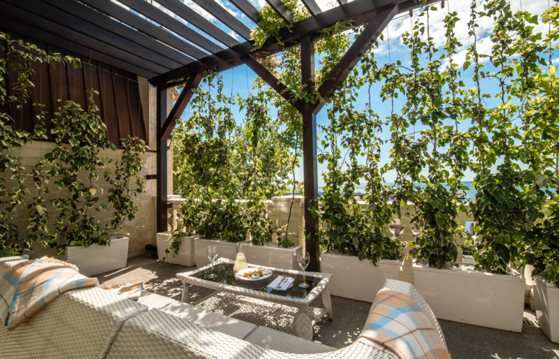 Пентхаус Королевский 4-местный 3-комнатный