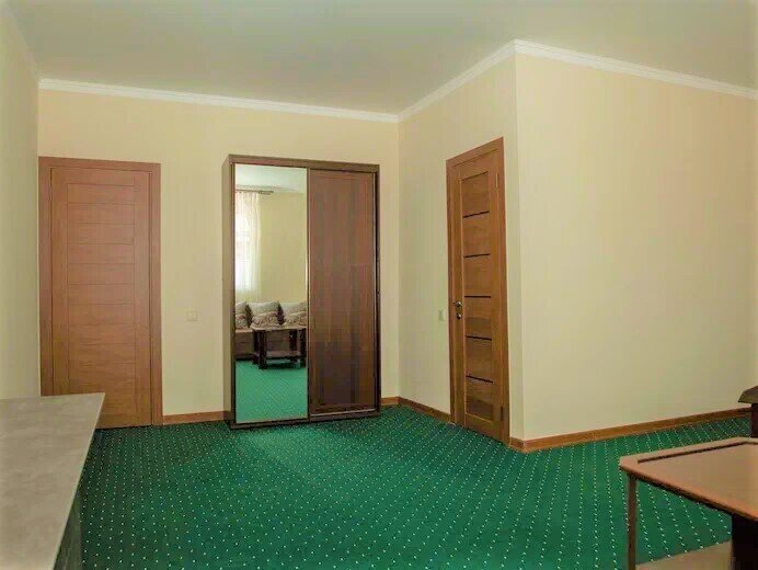 Люкс 4-местный 2-комнатный