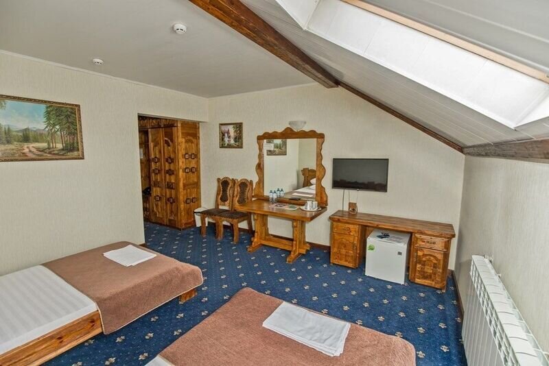 Стандартный 2-местный (TWIN мансардный)