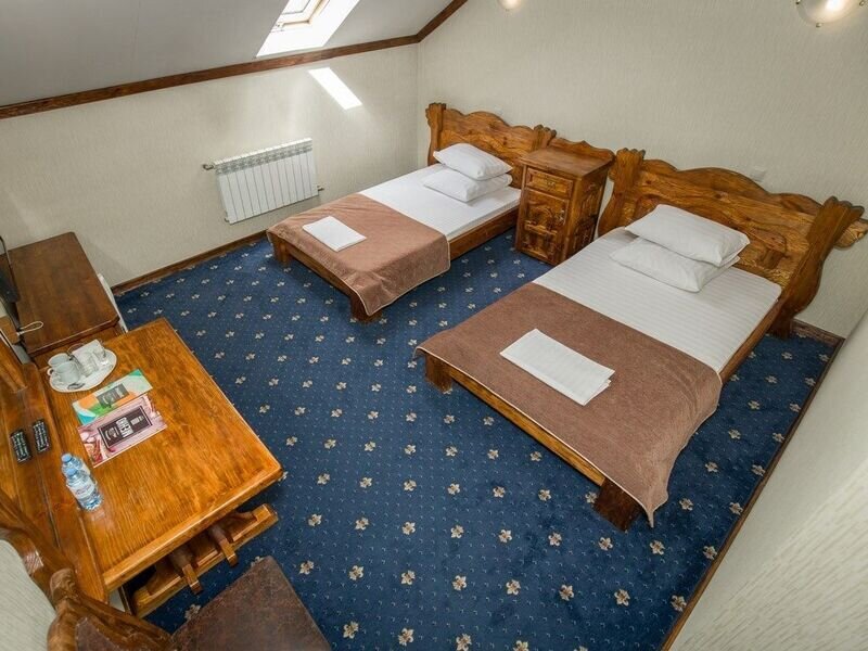 Стандартный 2-местный (TWIN мансардный)