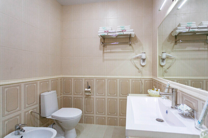 Апартаменты 2-местный 3-комнатный (корпус Салют)