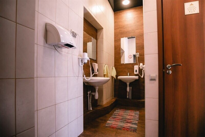 Бюджетный 3-местный