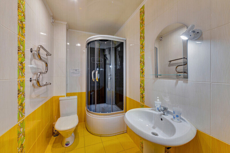 Семейный 5-местный 2-комнатный (с балконом)