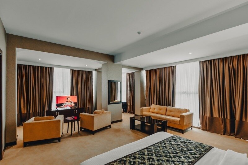 Lux 2-местный