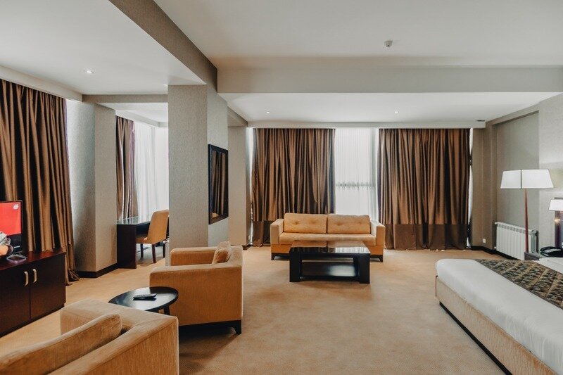 Lux 2-местный