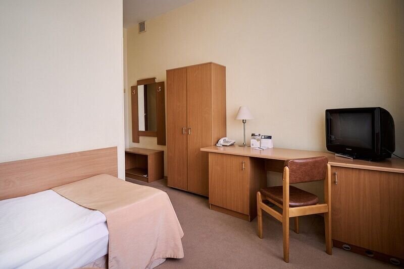 Стандартный 1-местный (SNGL)