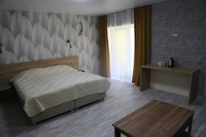 Полулюкс (с балконом/террасой)