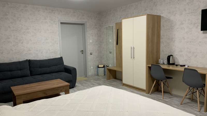 Полулюкс (с балконом/террасой)