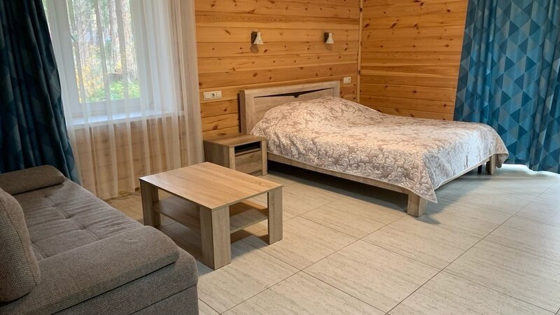 Полулюкс (с балконом/террасой)