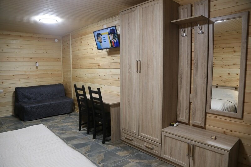 Полулюкс (с балконом/террасой)