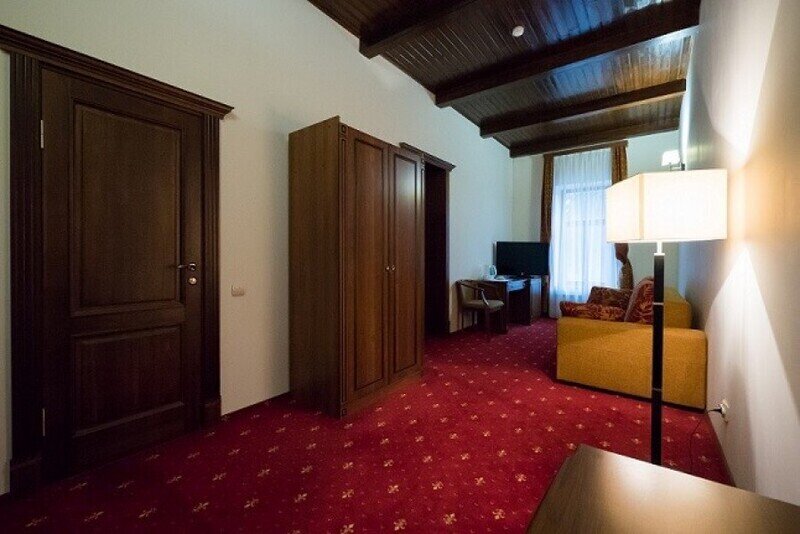 Люкс 2-местный 2-комнатный 2-категории в доме Пастухова