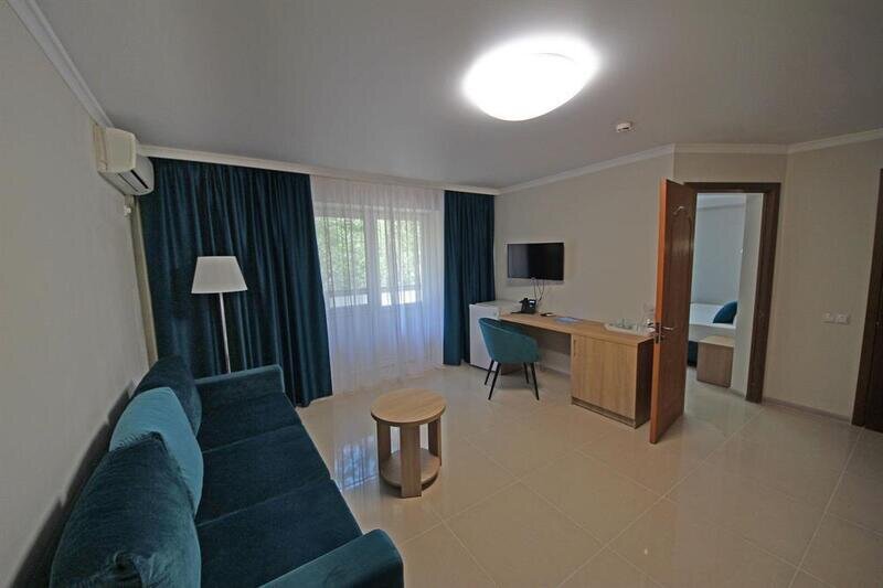 Улучшенный 2-местный 2-комнатный (с лоджией, корпус 1)