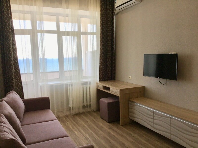 Люкс Комфорт 2-местный (ЮГ корпус 7)