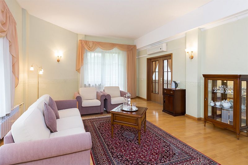 Люкс 2-местный 2-комнатный (корпус 5)