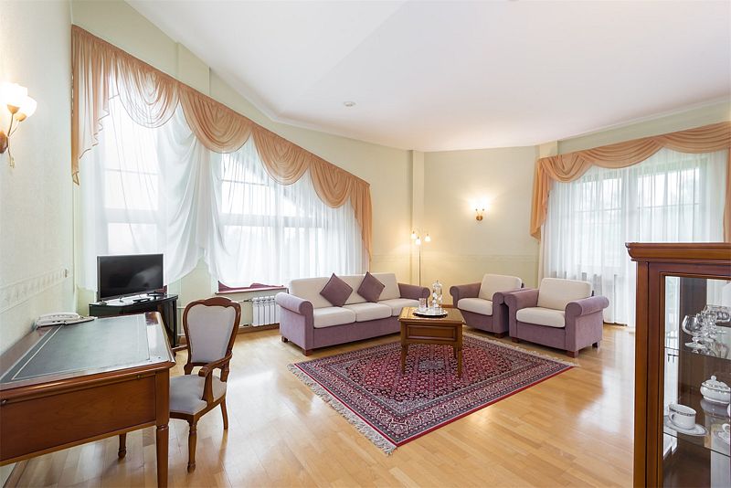 Люкс 2-местный 2-комнатный (корпус 5)