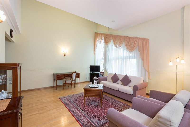 Люкс 2-местный 2-комнатный (корпус 5)