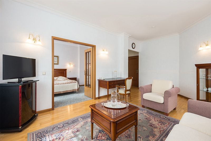 Люкс 2-местный 2-комнатный (корпус 5)