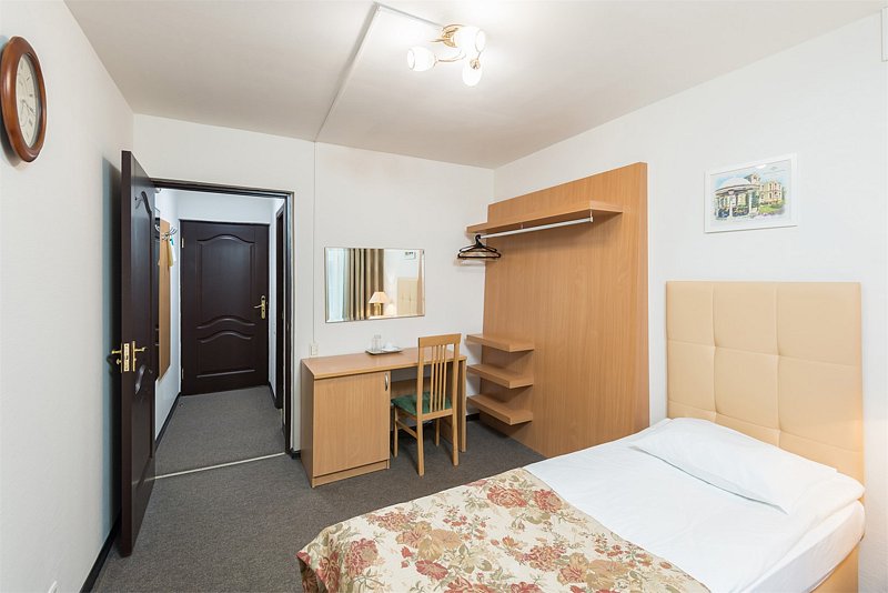 Стандартный 1-местный 1-комнатный