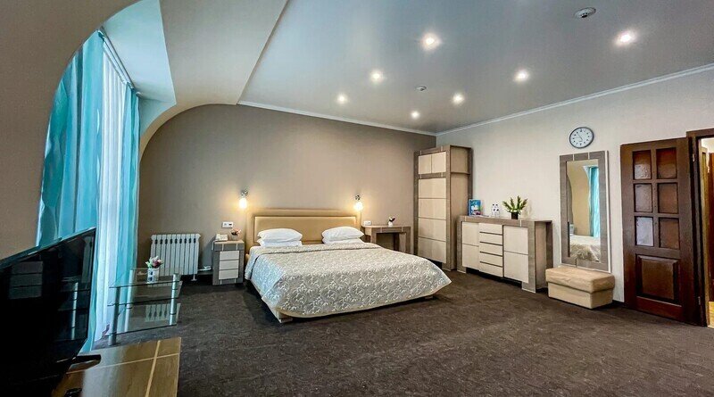 Джуниор сюит